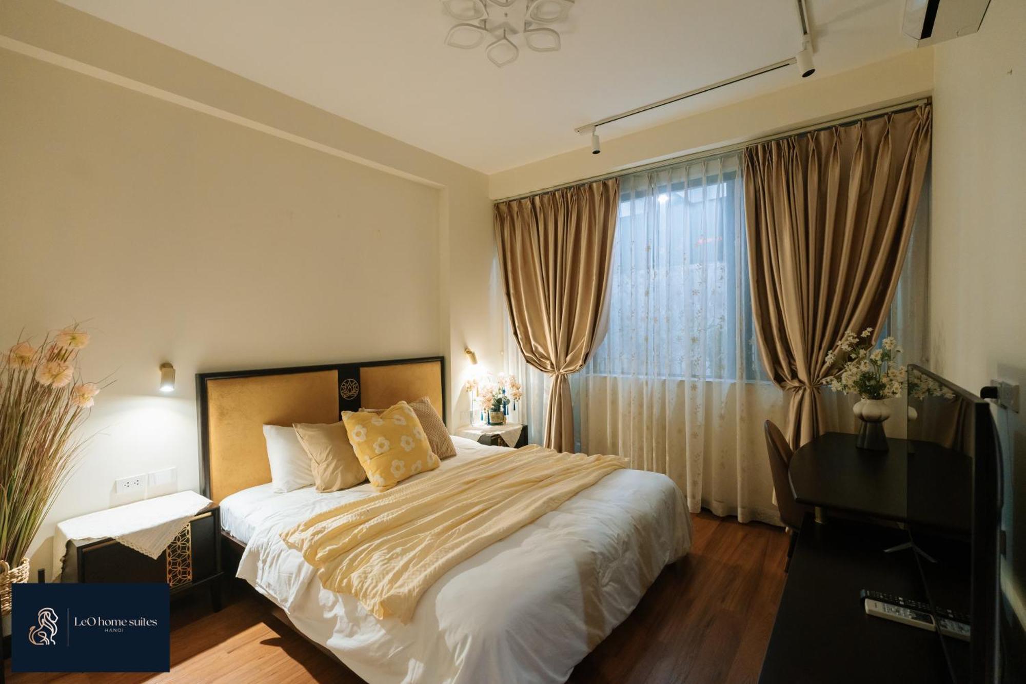 Home Suites -Natural Light -Projector -Spacious - 2Br Incenter Hanoi Exterior foto